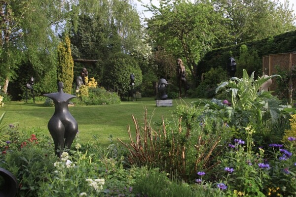 sculpture garden of Beatrice Hoffman in Garford near Oxford at her open studio